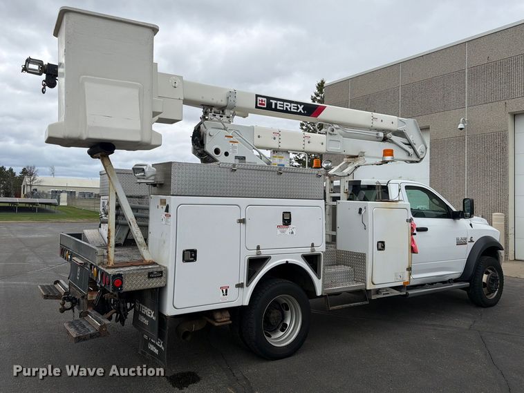 image for item FK0140 2016 RAM 5500 bucket truck