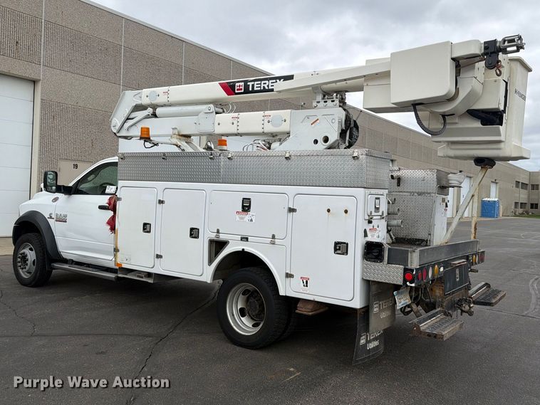 image for item FK0140 2016 RAM 5500 bucket truck