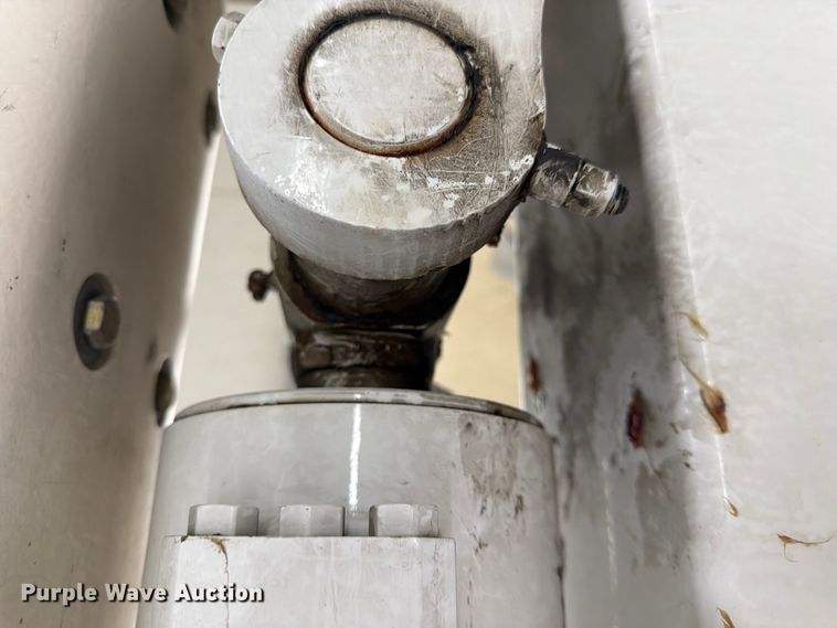 image for item FK0140 2016 RAM 5500 bucket truck
