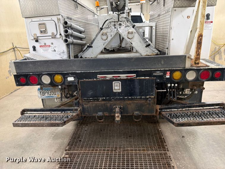 image for item FK0140 2016 RAM 5500 bucket truck