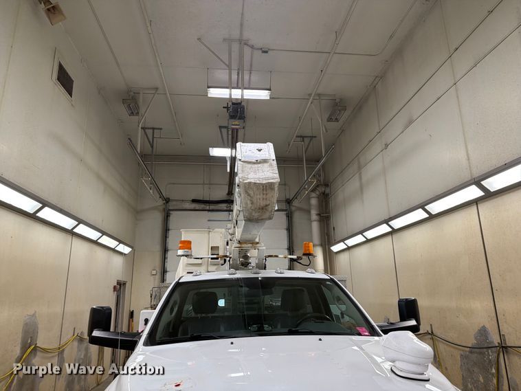 image for item FK0140 2016 RAM 5500 bucket truck