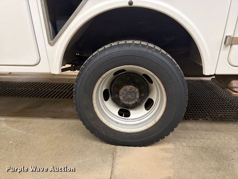 image for item FK0140 2016 RAM 5500 bucket truck