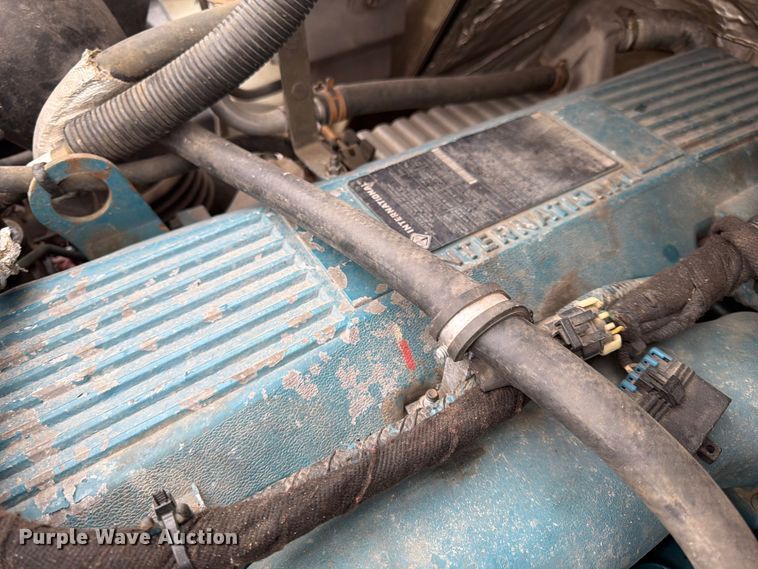image for item FK0141 2005 International 7400 bucket truck
