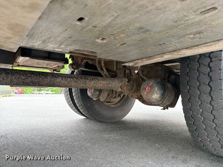 image for item FK0171 2013 International  7400 bucket truck