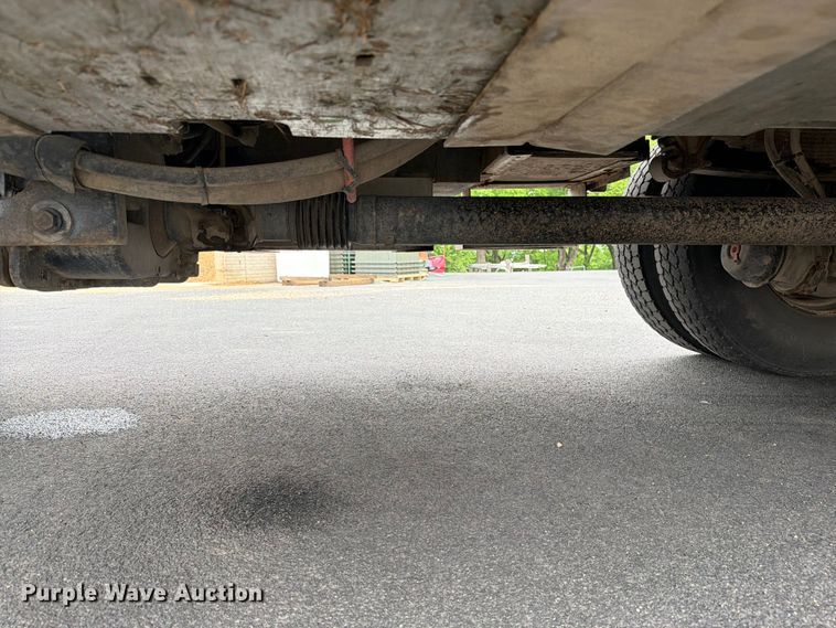 image for item FK0171 2013 International  7400 bucket truck