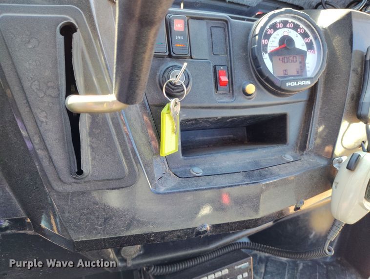 image for item IH9455 2010 Polaris Ranger utility vehicle