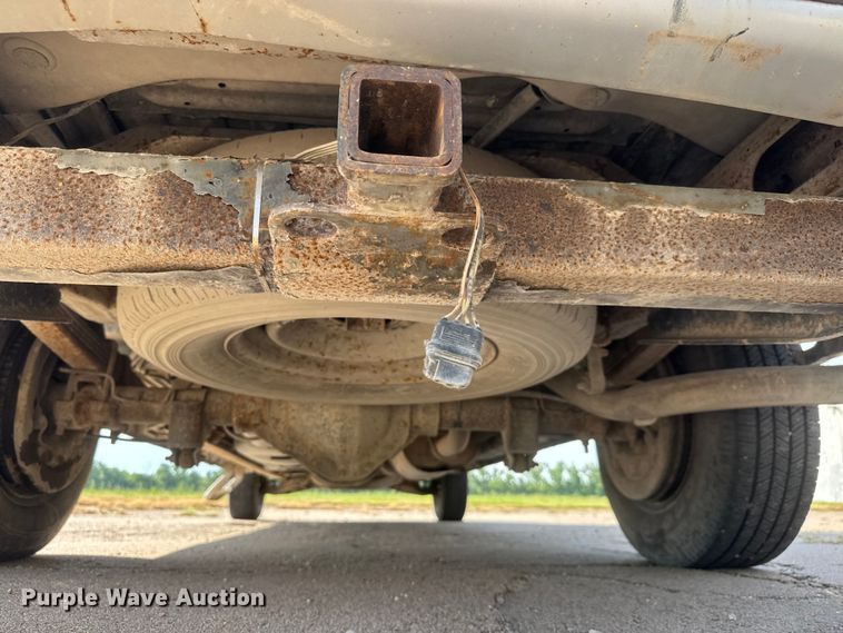image for item NA9300 2001 Chevrolet Express 3500 van