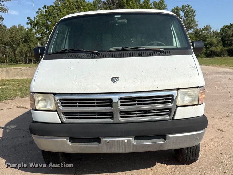 image for item NA9301 1997 Dodge Ram Wagon B3500 van