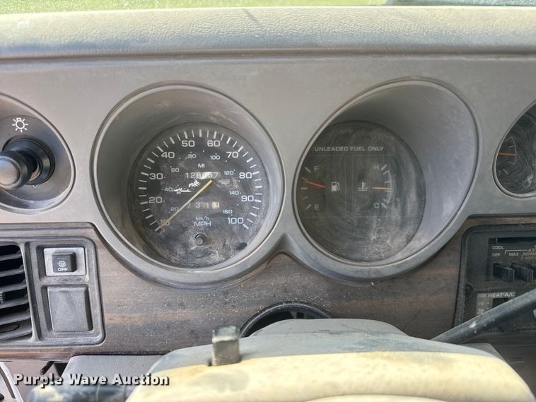 image for item NA9301 1997 Dodge Ram Wagon B3500 van