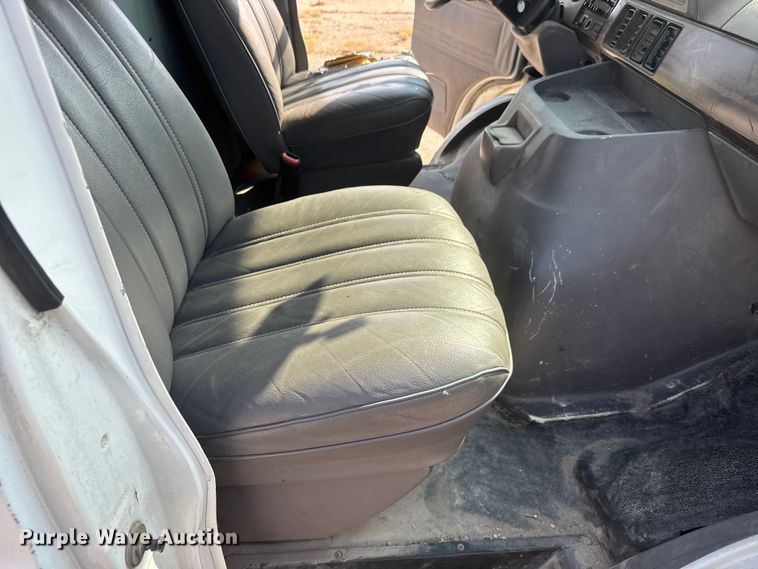 image for item NA9301 1997 Dodge Ram Wagon B3500 van