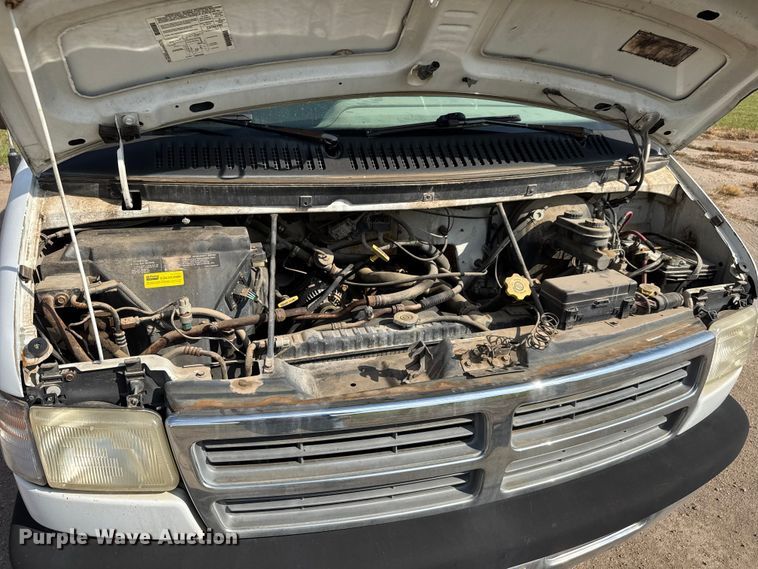 image for item NA9301 1997 Dodge Ram Wagon B3500 van
