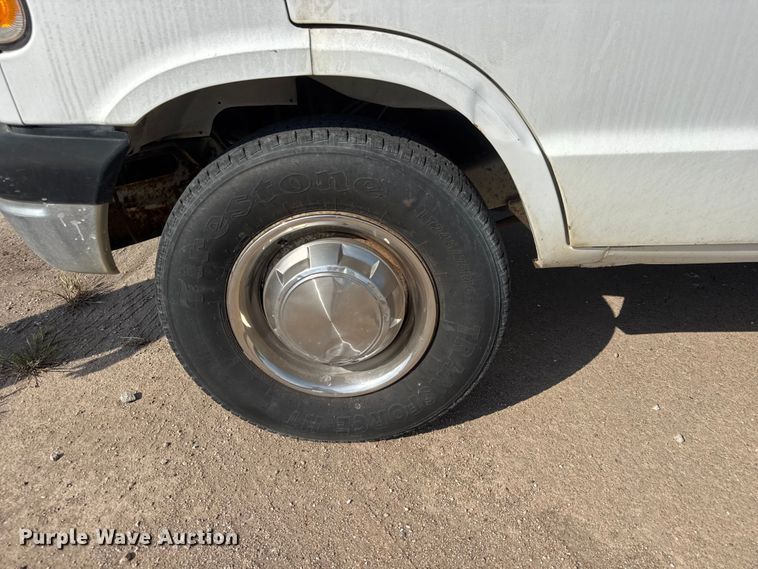 image for item NA9301 1997 Dodge Ram Wagon B3500 van
