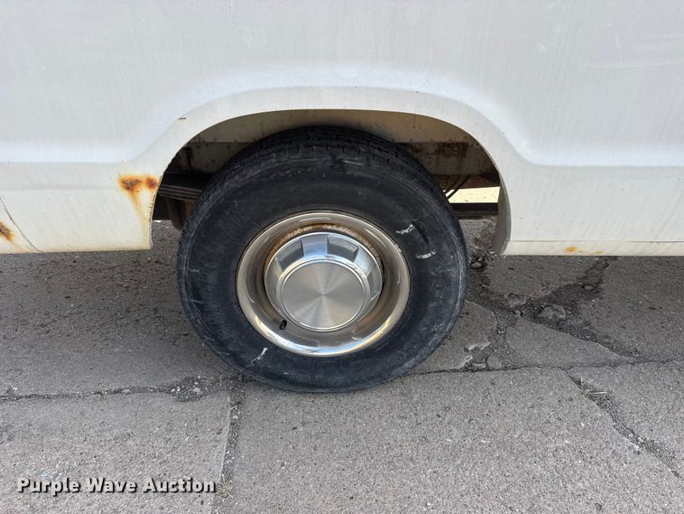 image for item NA9301 1997 Dodge Ram Wagon B3500 van