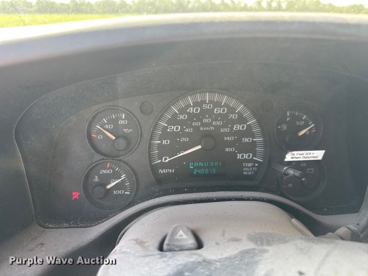 image for item NA9302 2006 Chevrolet Express 3500 van