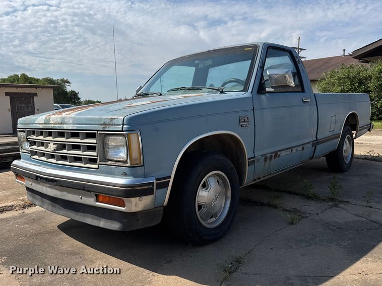 image for item NA9303 1982 Chevrolet S10 pickup truck