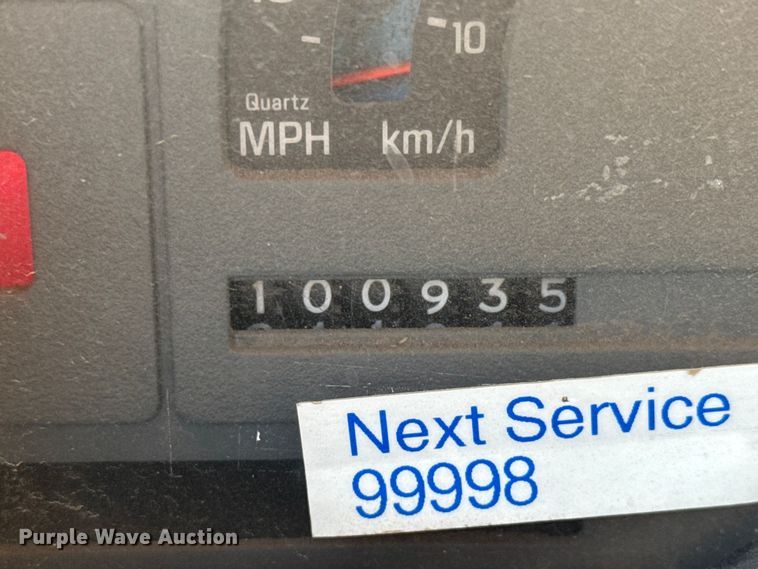 image for item NA9304 1989 Chevrolet S10 pickup truck