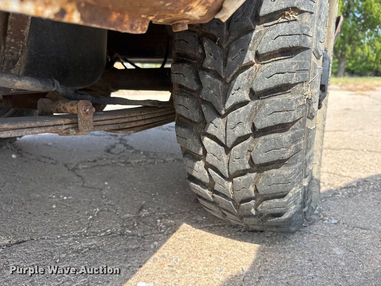 image for item NA9304 1989 Chevrolet S10 pickup truck