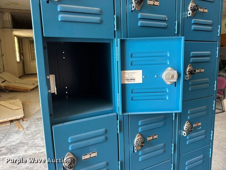 image for item NA9307 (5) sets of lockers
