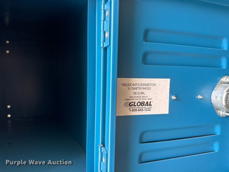 image for item NA9307 (5) sets of lockers