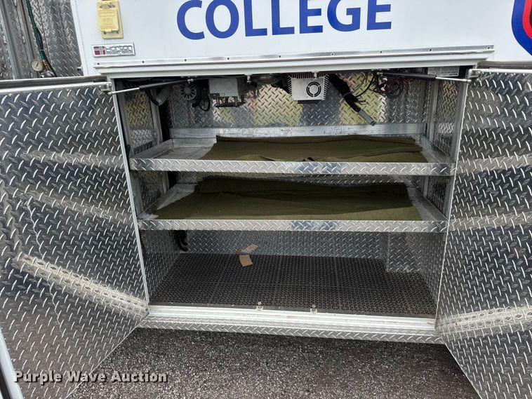 image for item NA9309 1992 Ford E350 ambulance