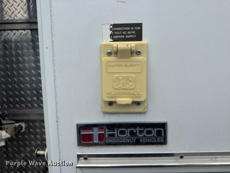 image for item NA9309 1992 Ford E350 ambulance