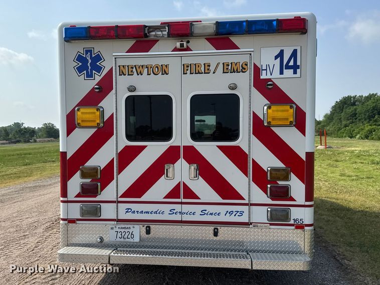 image for item NA9310 2009 Ford E450 ambulance
