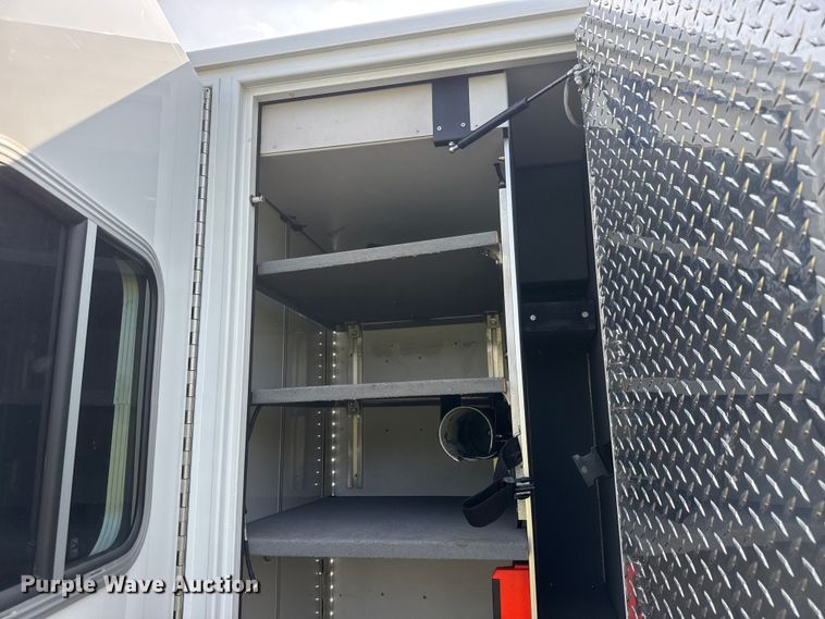 image for item NA9310 2009 Ford E450 ambulance
