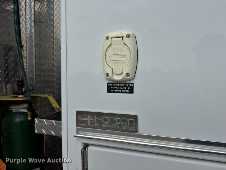 image for item NA9310 2009 Ford E450 ambulance