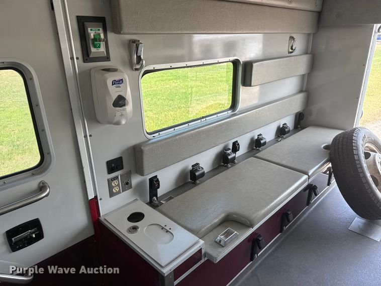 image for item NA9310 2009 Ford E450 ambulance