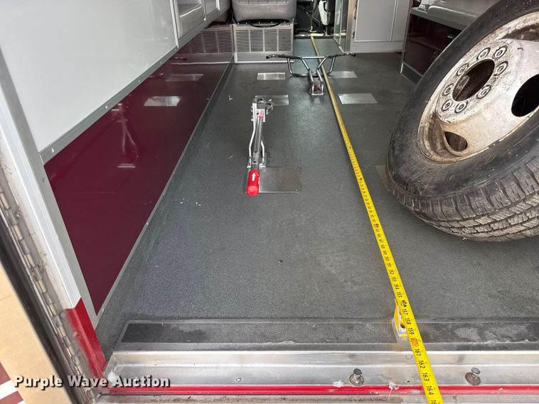image for item NA9310 2009 Ford E450 ambulance
