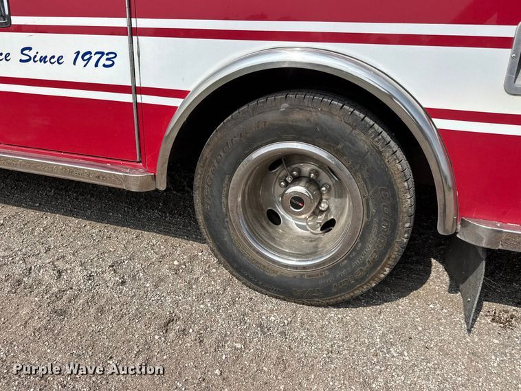 image for item NA9310 2009 Ford E450 ambulance