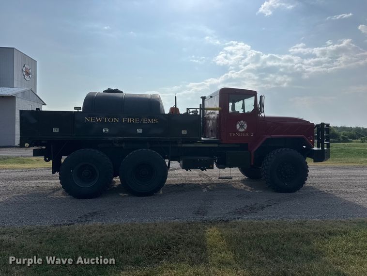 image for item NA9311 1986 AMGN M923 A1 brush fire truck