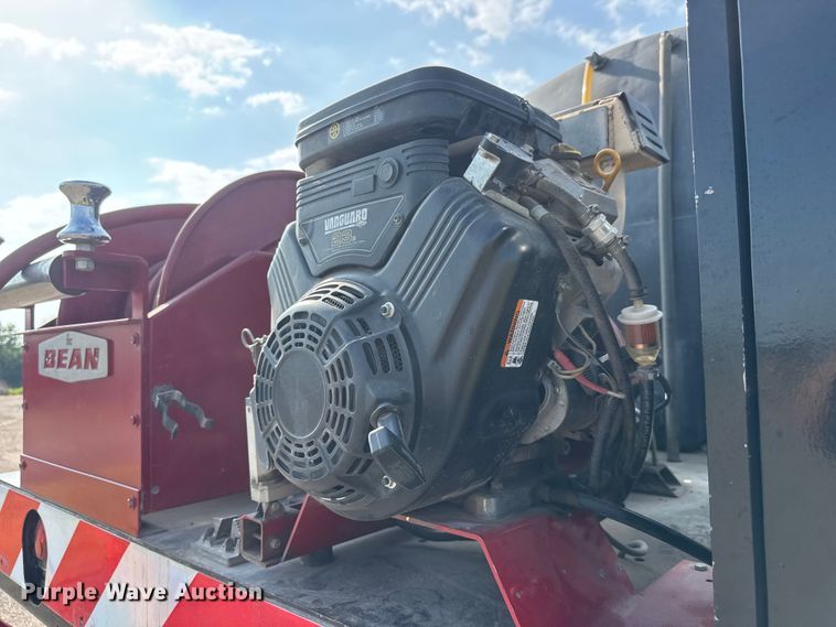 image for item NA9311 1986 AMGN M923 A1 brush fire truck