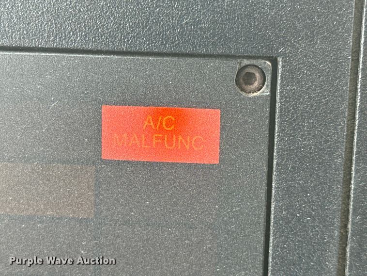 image for item NA9338 1995 Motor Coach Industries IM8 coach bus