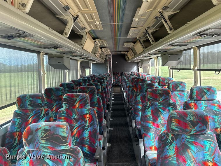 image for item NA9338 1995 Motor Coach Industries IM8 coach bus