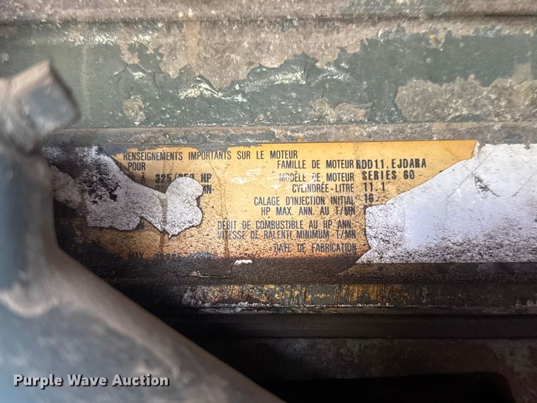 image for item NA9338 1995 Motor Coach Industries IM8 coach bus