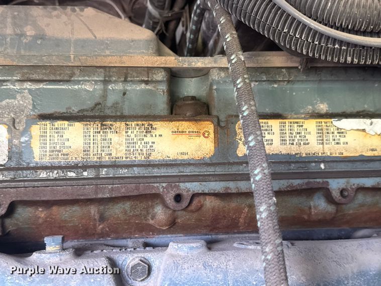image for item NA9338 1995 Motor Coach Industries IM8 coach bus