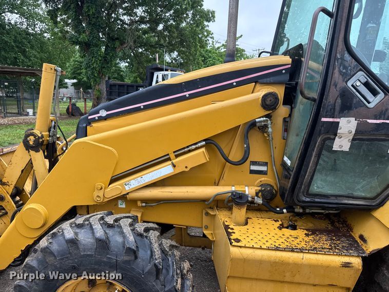 image for item NA9351 2004 Caterpillar 416D backhoe