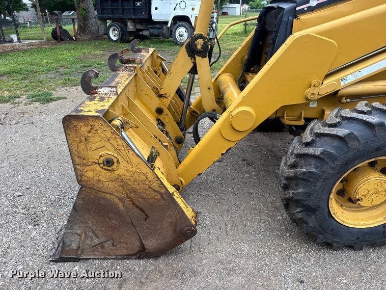 image for item NA9351 2004 Caterpillar 416D backhoe