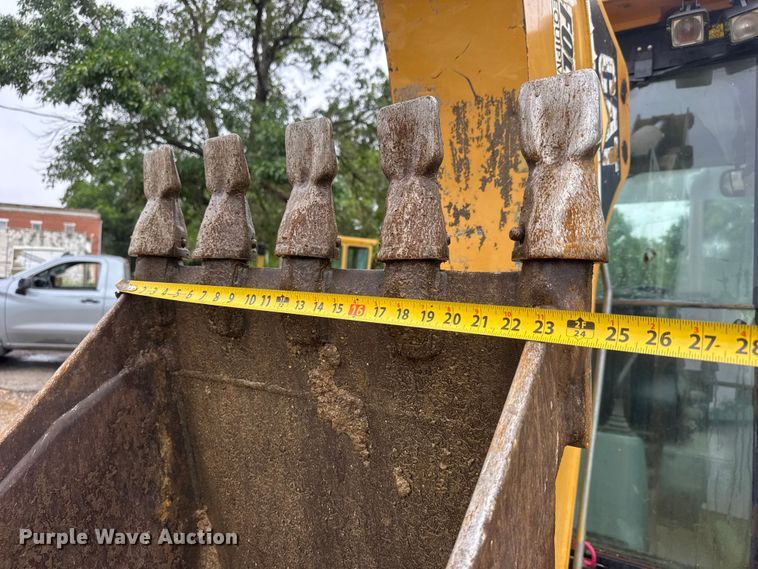 image for item NA9351 2004 Caterpillar 416D backhoe