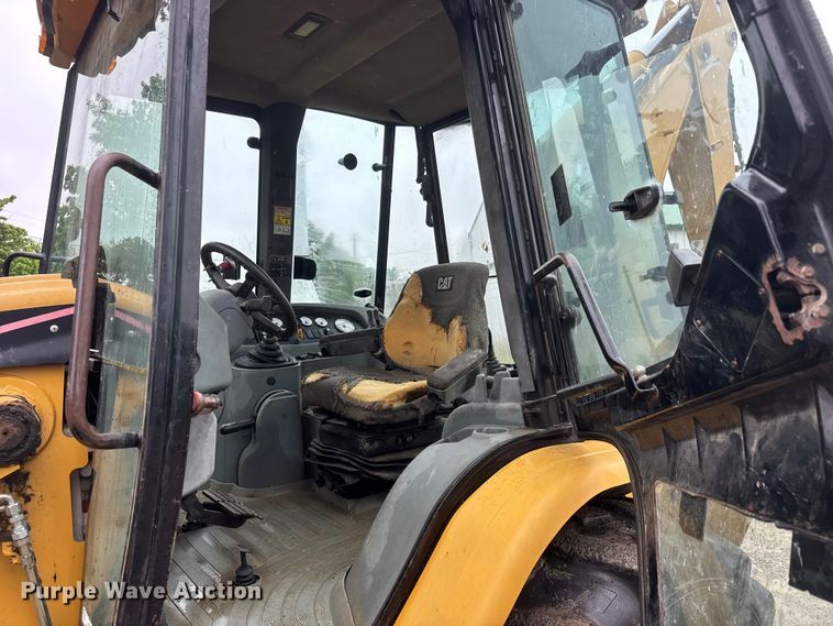 image for item NA9351 2004 Caterpillar 416D backhoe