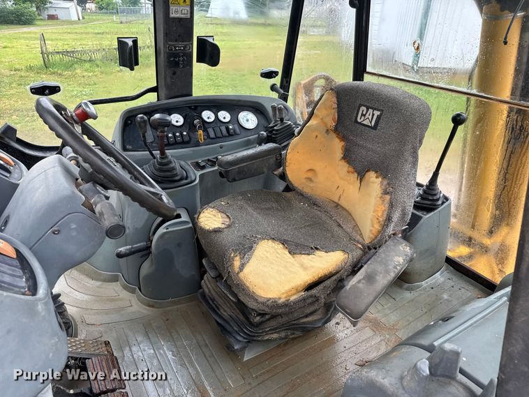 image for item NA9351 2004 Caterpillar 416D backhoe