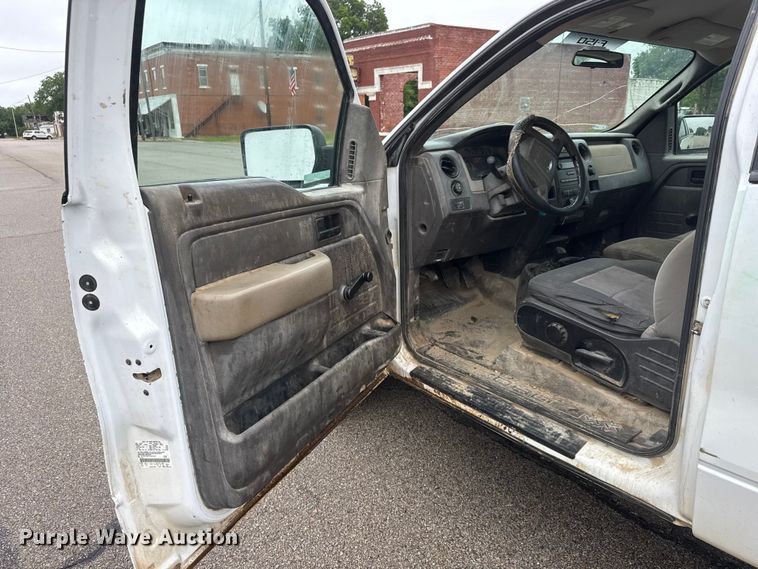 image for item NA9352 2010 Ford F150 pickup truck