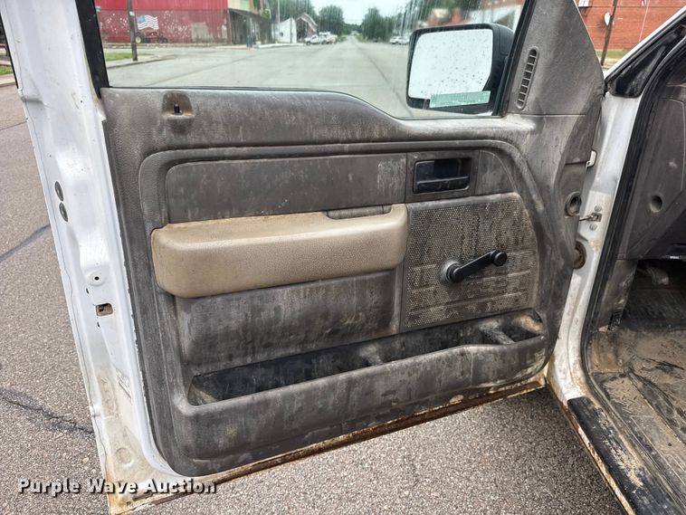 image for item NA9352 2010 Ford F150 pickup truck