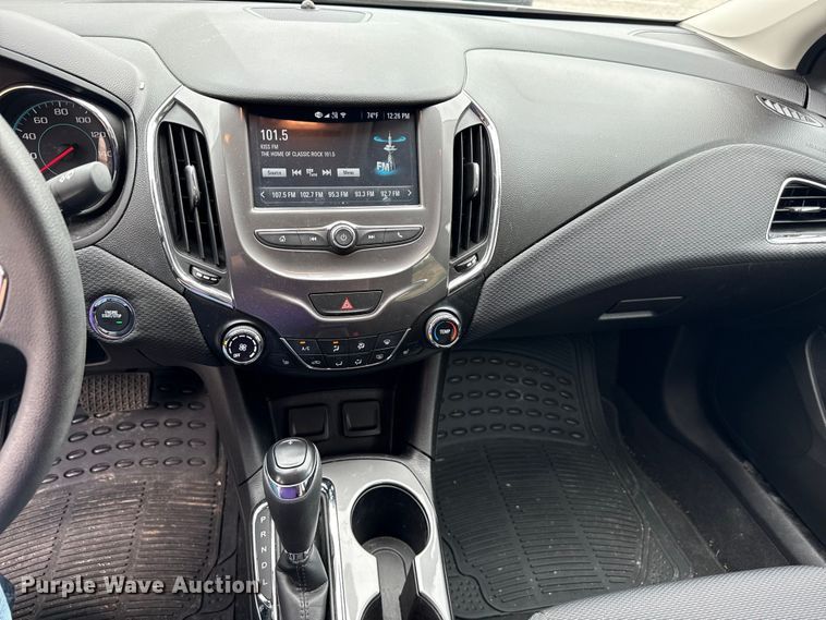 image for item ND9480 2018 Chevrolet Cruze 