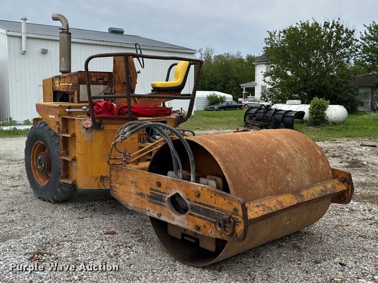 image for item OE9590 1980 Ingersoll-Rand SP48-DD single drum vibratory roller