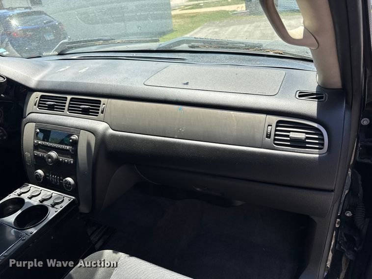 image for item OE9598 2013 Chevrolet Tahoe Police  SUV