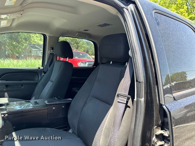 image for item OE9598 2013 Chevrolet Tahoe Police  SUV
