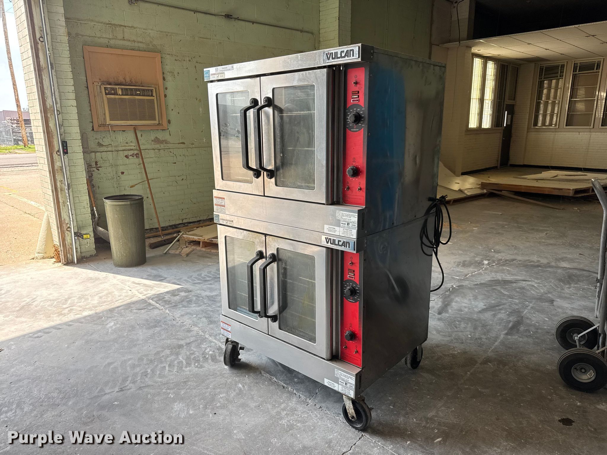 2) Vulcan VC4GD-11D1 ovens in Hutchinson, KS | Item NA9306 for