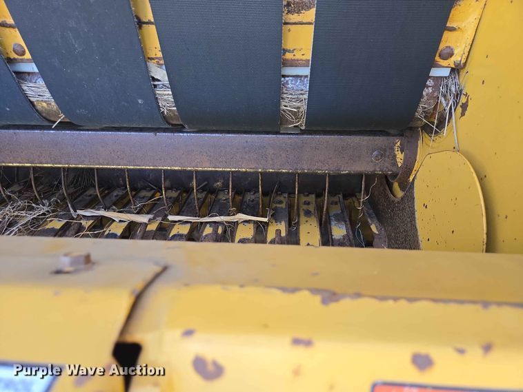 image for item DP8927 1988 Vermeer 504I round baler